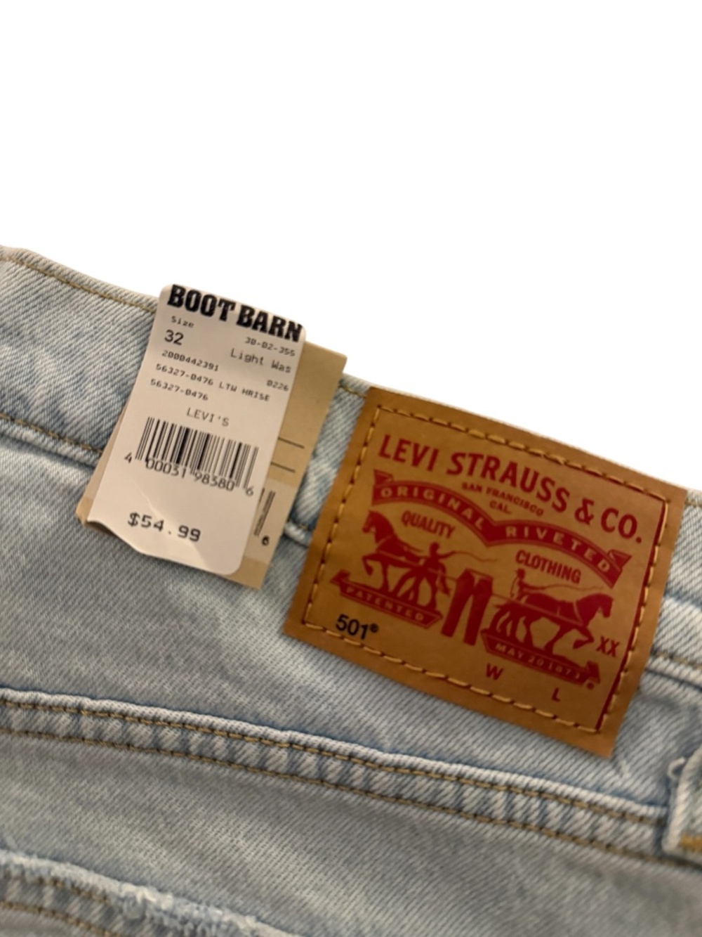 Levi’s 501 size 32 light wash Jean shorts - Picture 7 of 9
